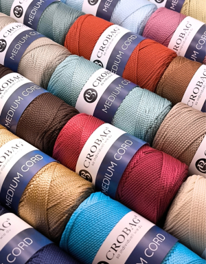 Medium Cord Garn 250g/170m